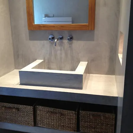 Sea View & Jaccuzzi Apartment *